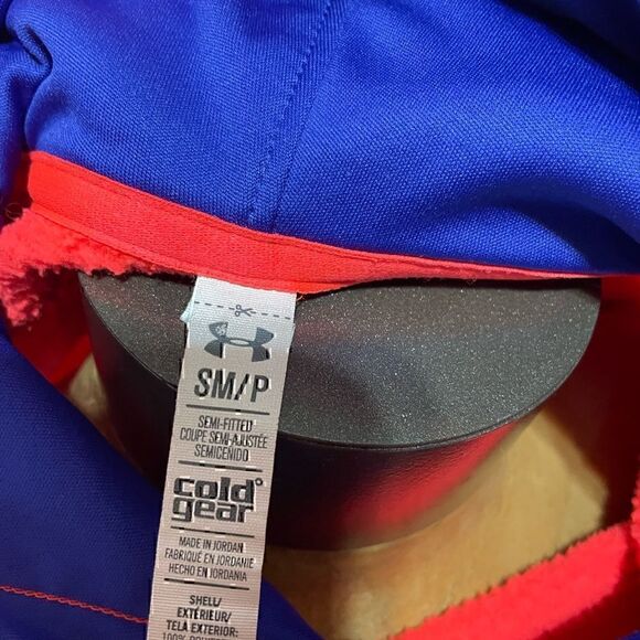 Under Armour ColdGear Womens Small Hoodie  - Picture 5 of 5